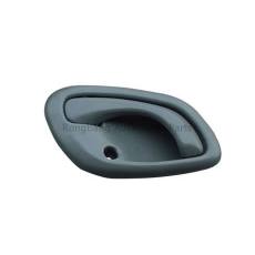 前門(mén)內(nèi)拉手 右