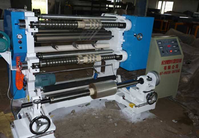 電腦自動(dòng)分切機(jī) WFQ型