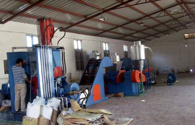 PPR密煉機式造粒機