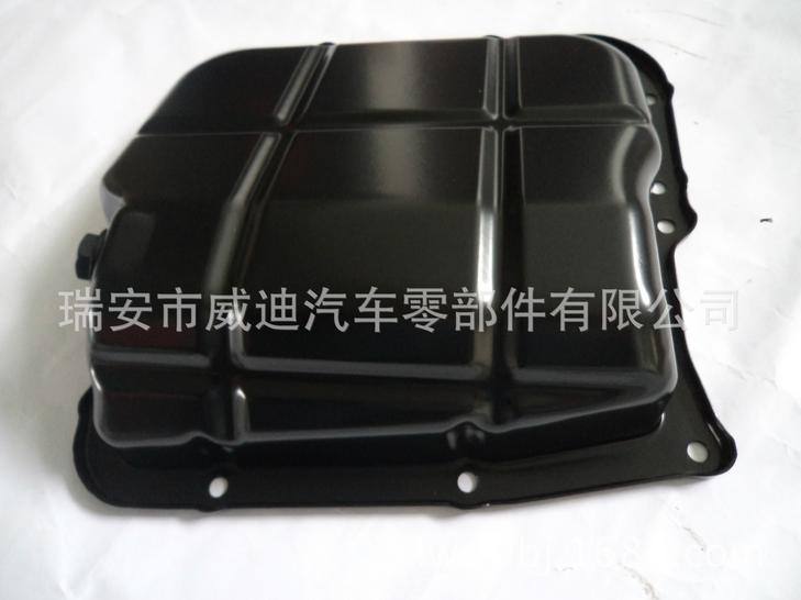 三菱汽車發(fā)動(dòng)機(jī)油底殼1200A318