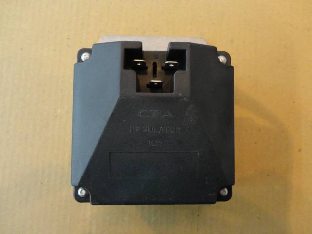 B0033電子調節(jié)器