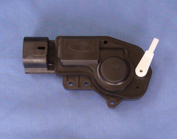 比亞迪F0 右前門鎖驅(qū)動(dòng)器