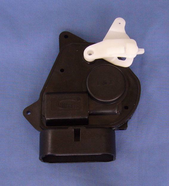 豐田花冠，比亞迪F3、吉利遠景、力帆620 左前門鎖驅動器