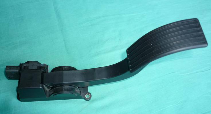 長城哈弗3612400-E06(GW2.8TC)電子油門踏板