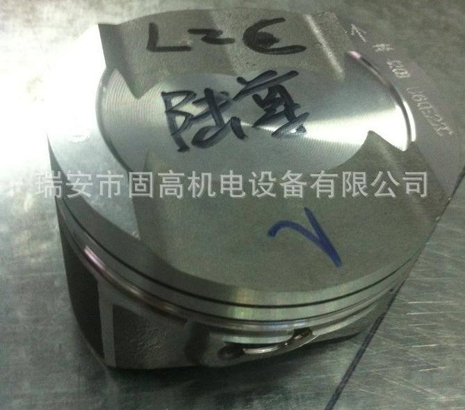 發(fā)動機活塞 通用別克 陸尊 LZC ( 6 缸 ）