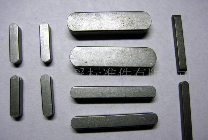 供應各種款式平鍵 雙圓頭，單圓頭