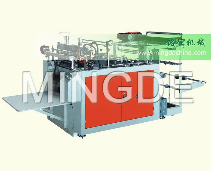 熱封熱切制袋機(jī)單道