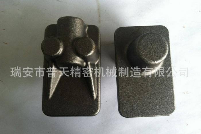 本公司專業(yè)生產(chǎn)加工翻轉(zhuǎn)油缸鍛件