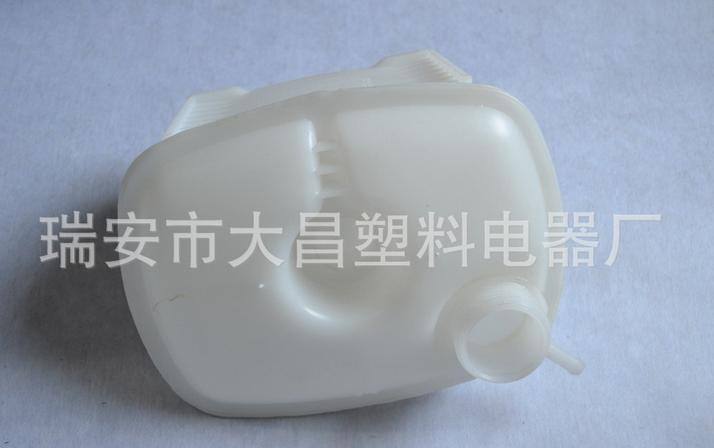 大眾 桑塔納 B5 付水壺 優良品質 汽車配件 防凍夜壺 膨脹壺