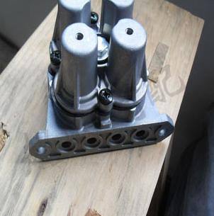 氣制動(dòng)配件：四回路保護(hù)閥-AE4440