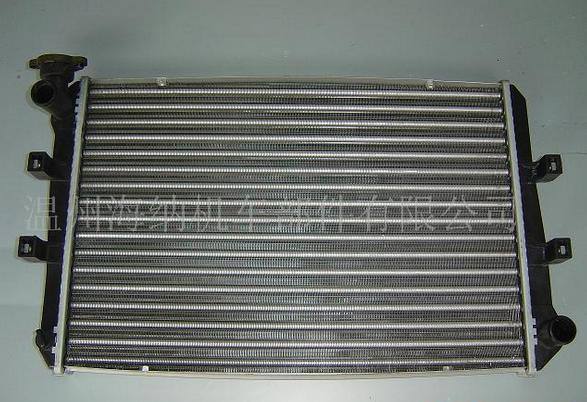 昌鈴?fù)?鋁質(zhì)漲管式水箱