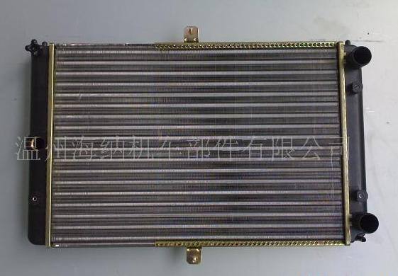 LADA2106 鋁質(zhì)漲管式水箱