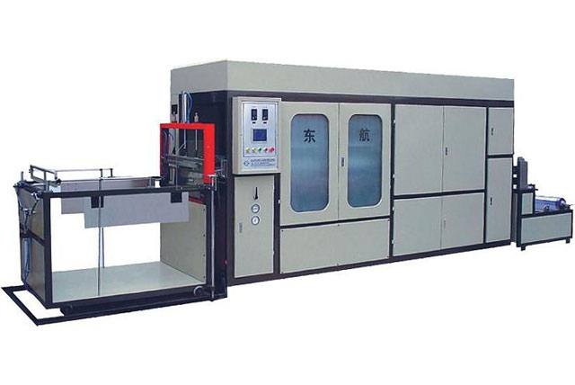 高速吸塑成型機