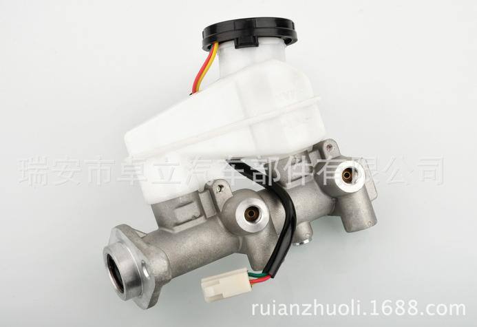 供應鈴木汽車制動總泵/剎車總泵 51100-84310