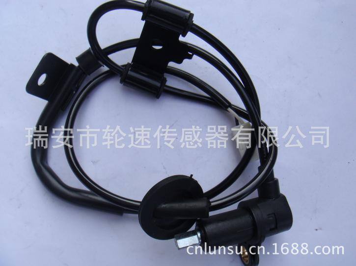 供應(yīng)汽車現(xiàn)代伊蘭特ABS傳感器95680-2D050