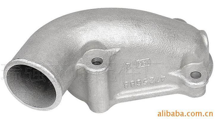 供應依維柯汽車水管接頭，水通