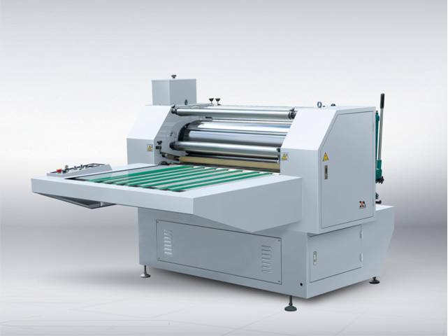 XGFM-1100D單輥筒新型預涂復膜機
