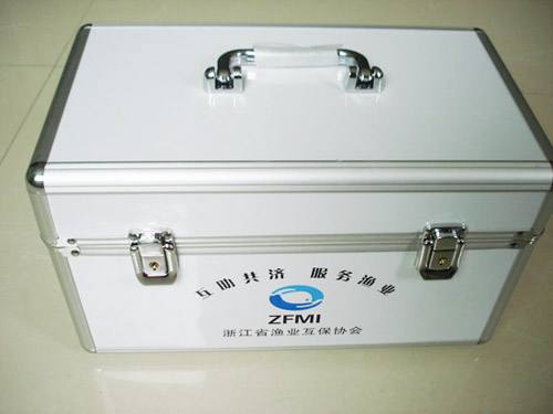 多功能醫(yī)藥箱