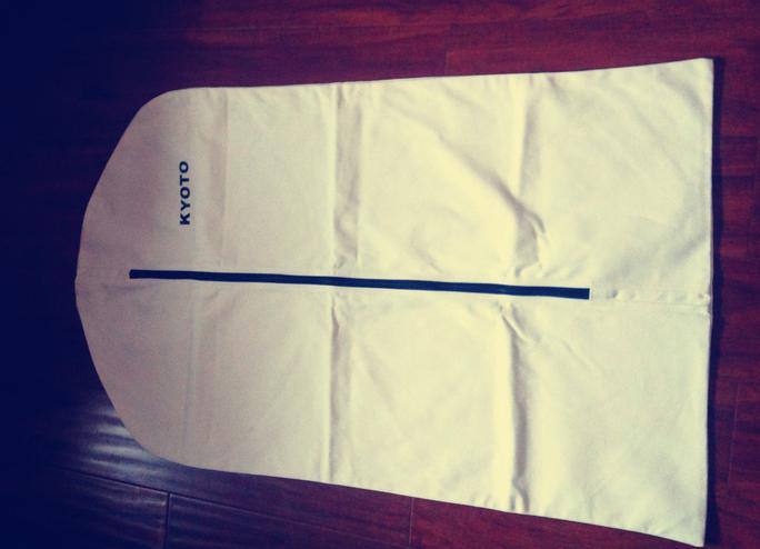 供應多彩棉布西服套 防塵罩