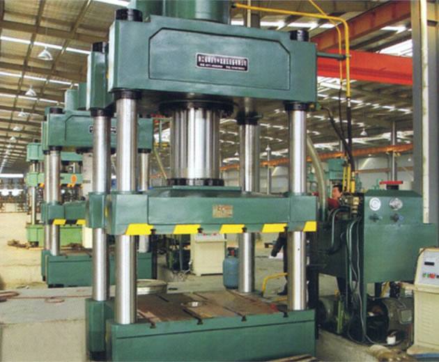 1500T成型液壓機(jī)