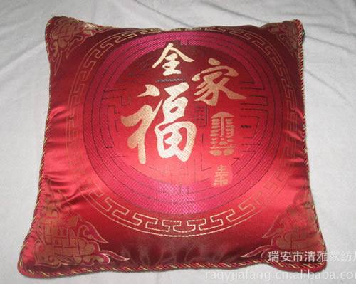 廠家直銷多功能抱枕被.汽車靠墊.骨頭枕.野餐墊