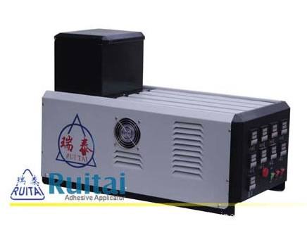 供應(yīng)高速衛(wèi)生巾應(yīng)用熱熔膠機 小型熱熔膠機 熱熔膠噴涂機