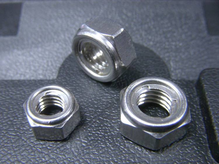 金屬鎖緊螺母
