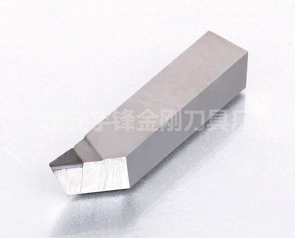 金剛石車(chē)削刀具