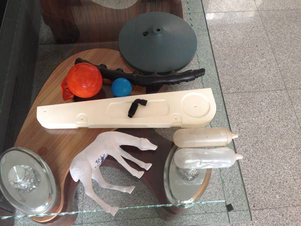 工藝品吹塑產(chǎn)品