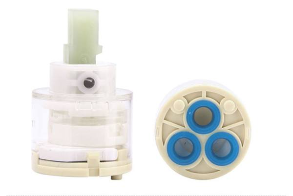 35#平腳直孔閥芯 J3501