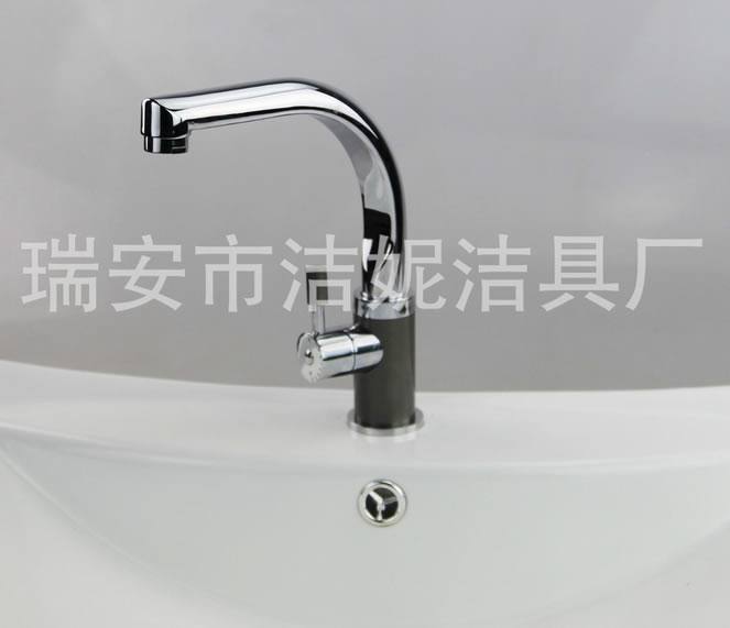 供應(yīng)水龍頭 精美電鍍 廠家直銷 單孔水龍頭 混水龍頭