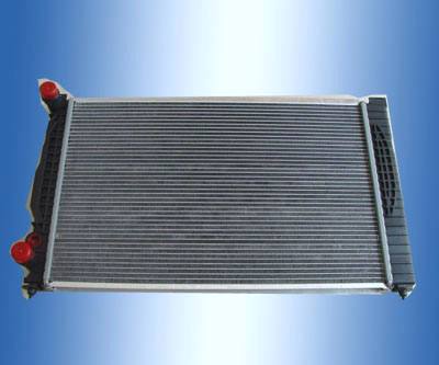 奧迪A6（手動）汽車散熱器