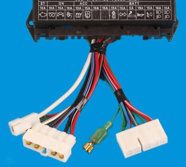 SQ-0010集成式電氣裝置板總成
