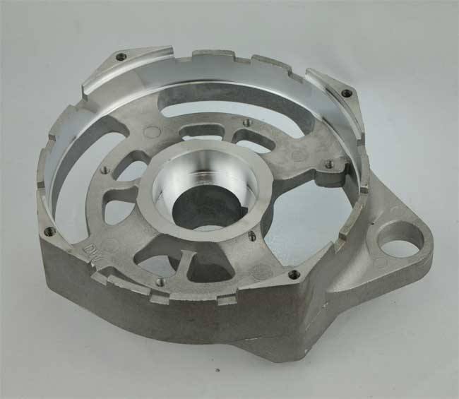 39 起動機鋁端蓋 鋁壓鑄件