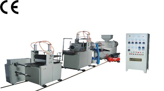 pvc熱收縮膜吹膜機（平吹）