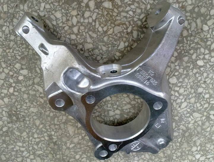 通用雪佛蘭科魯茲轉(zhuǎn)向節(jié)（鋁）