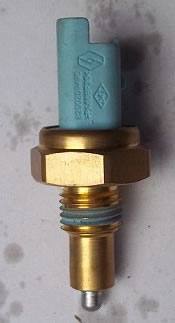 雷諾倒車燈開關8200209496