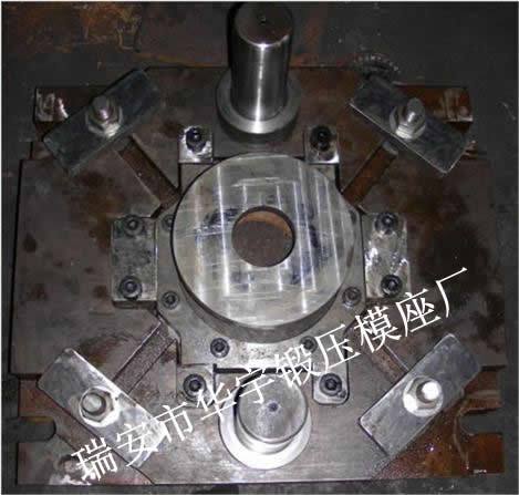 摩擦壓力機(jī)圓形模具模座
