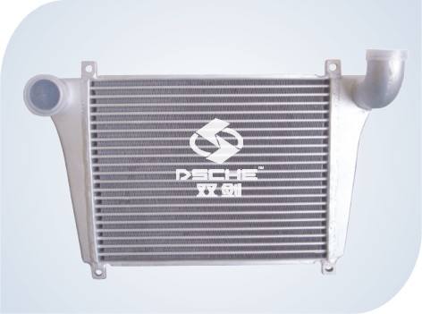 北汽福田BT1041中冷器