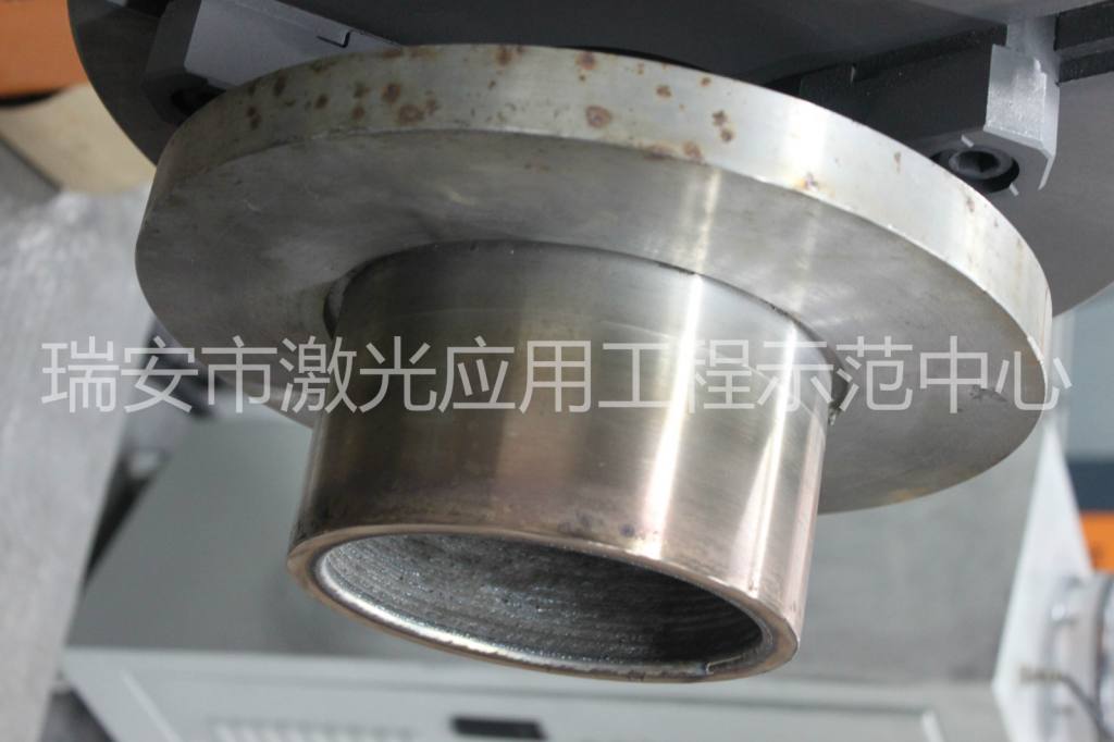 油泵“平衡套”內壁激光熔覆