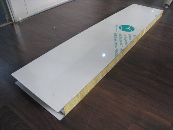 巖棉彩鋼復(fù)合板6