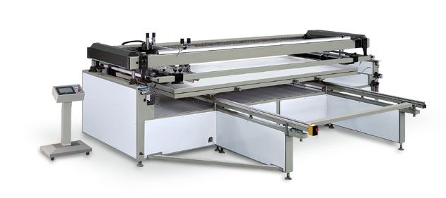 大型跑臺(tái)式半自動(dòng)網(wǎng)印機(jī)