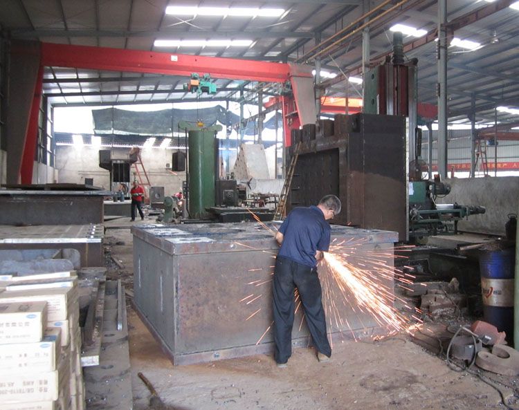 液壓機(jī)冷作加工