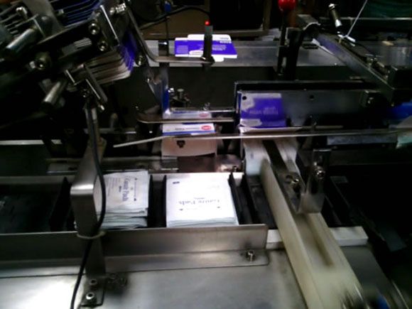 紙巾裝盒機，抽紙裝盒機