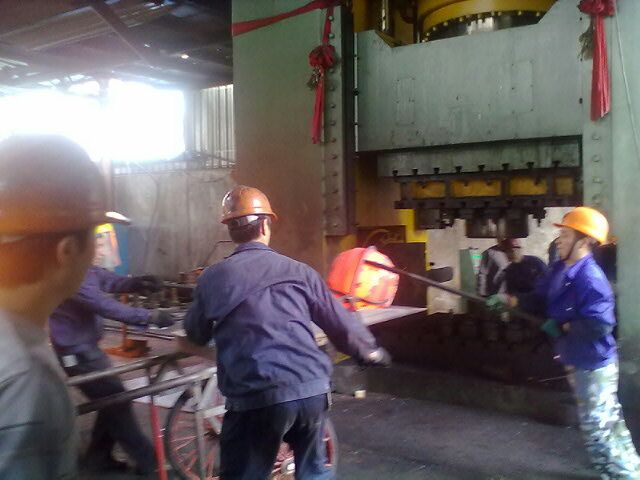 2500T鍛造液壓機