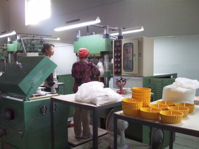 電腦仿瓷餐具液壓機