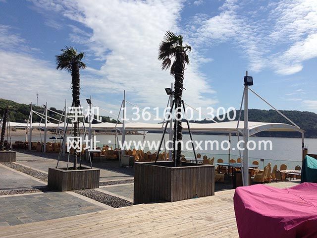 車棚、膜結(jié)構(gòu)停車棚046