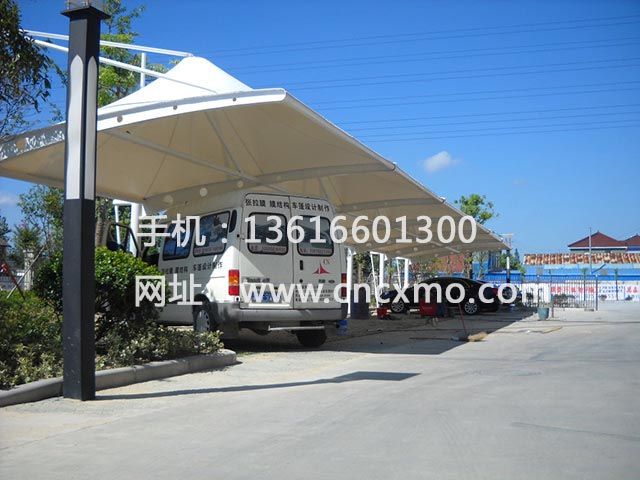 車棚、膜結構停車棚040