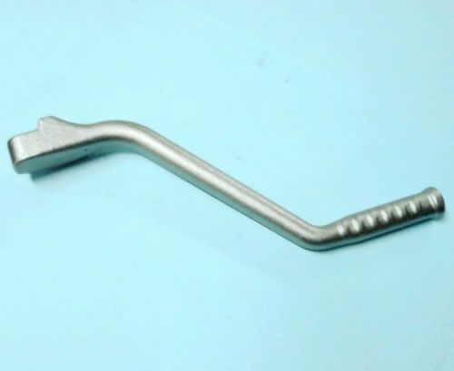 YBR033  起動桿 汽摩鍛件