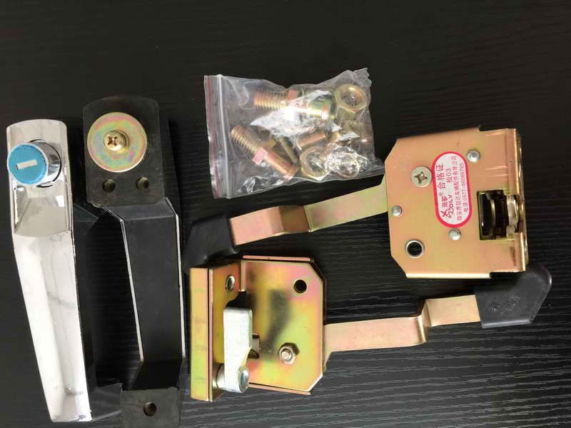 徐工500K駕駛室門鎖